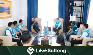 LihatSulteng Gubernur Sulteng Anwar Hafid