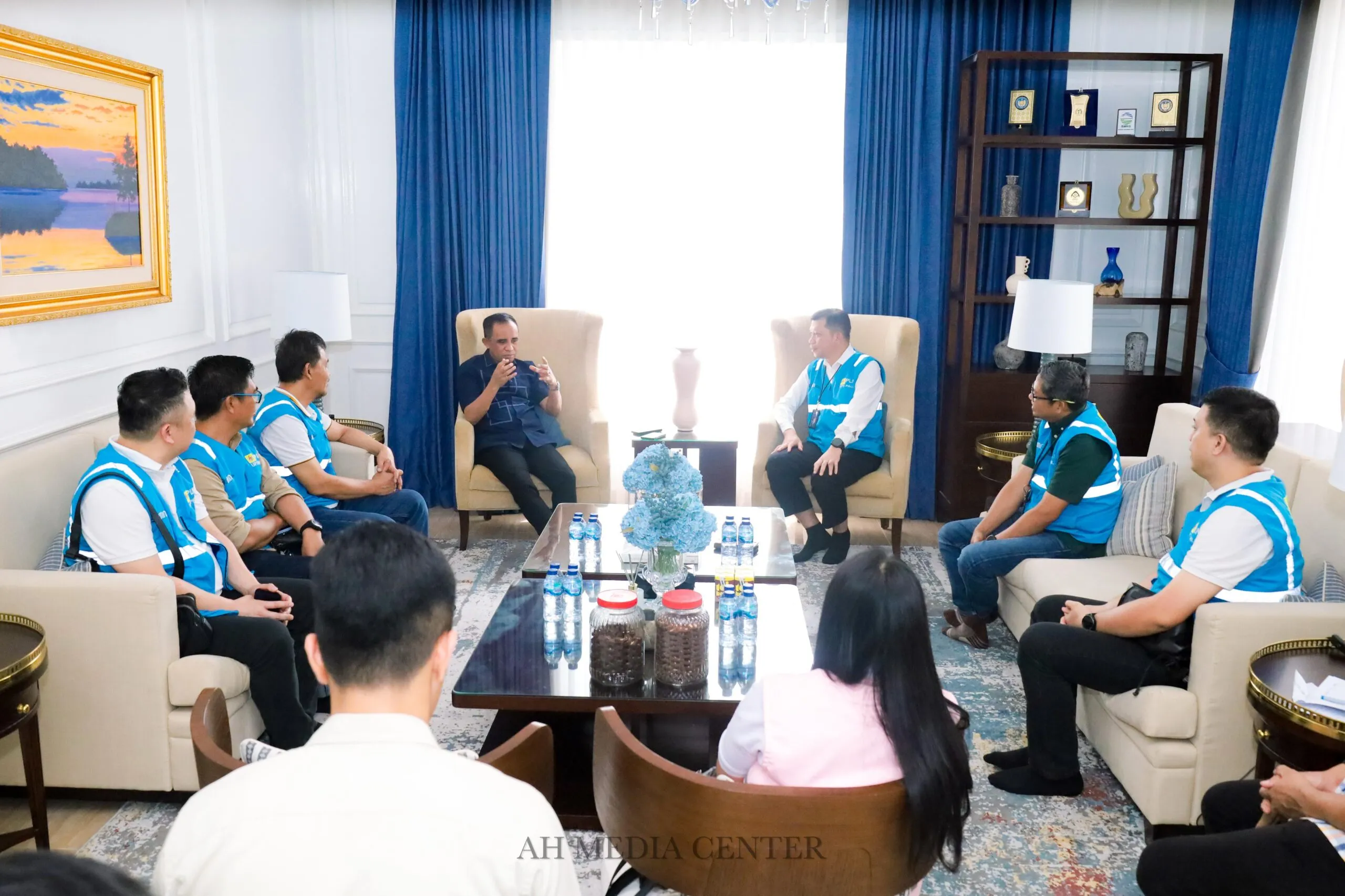 Gubernur Sulteng Anwar Hafid