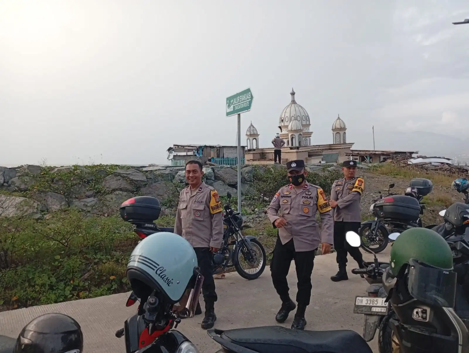 LihatSulteng lihatsulteng.com