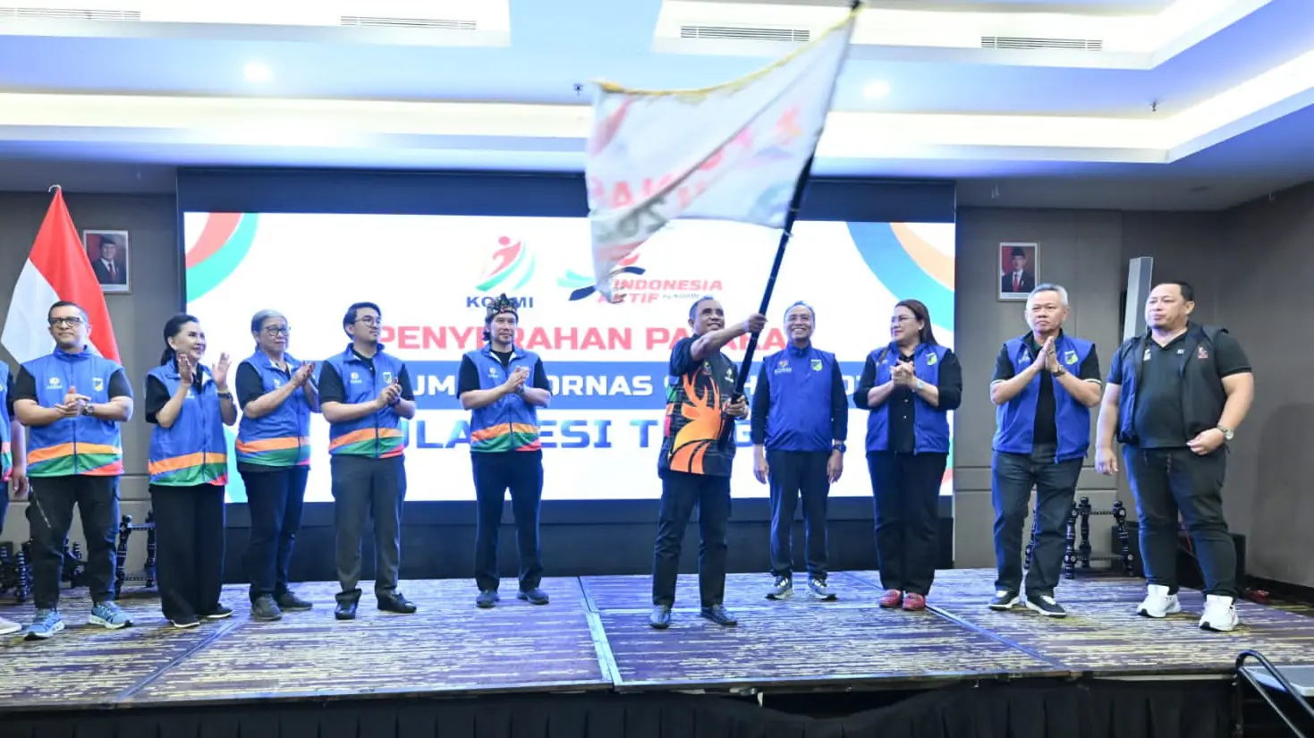 Gubernur Anwar Hafid