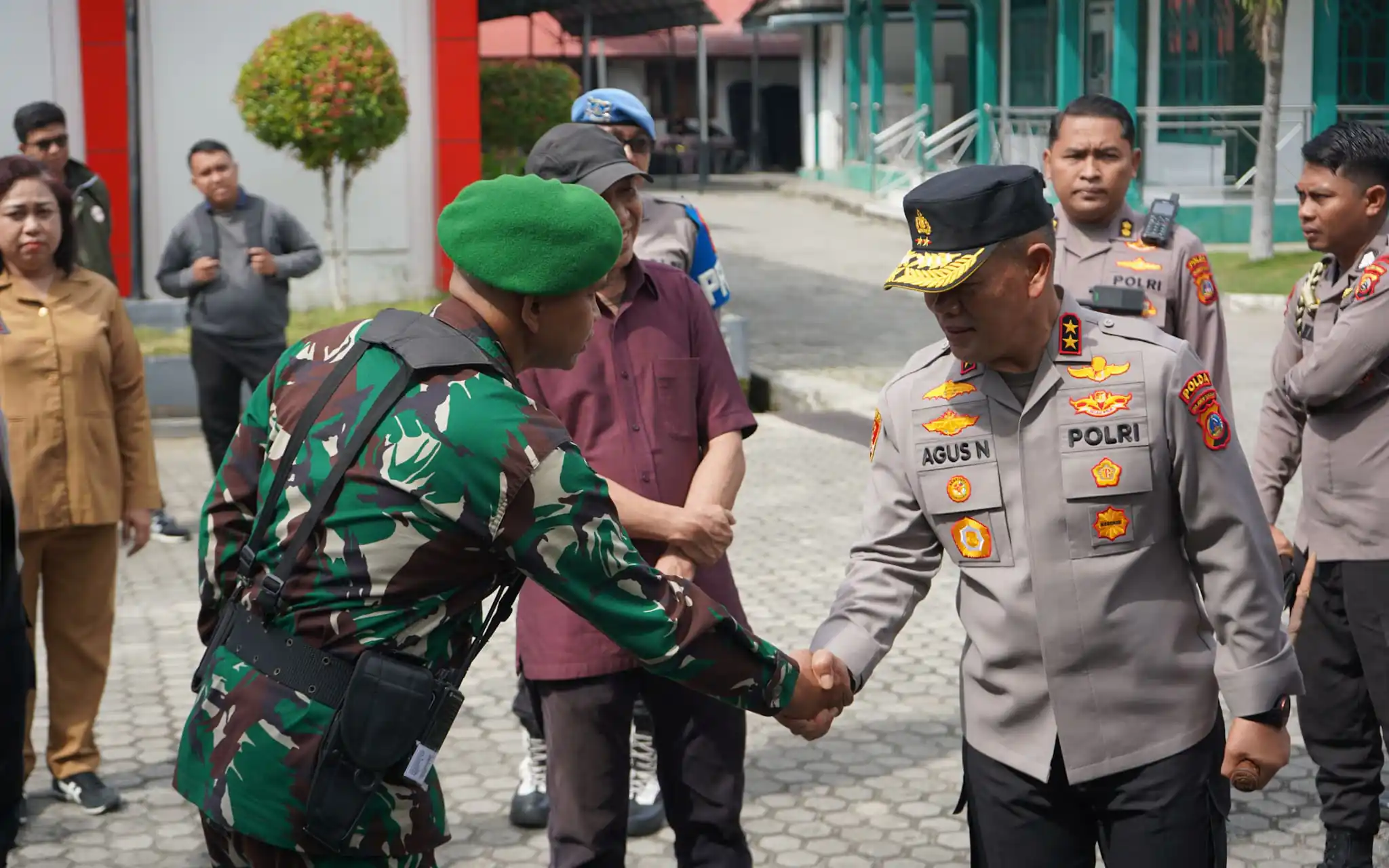 Lihat Sulteng lihatsulteng.com