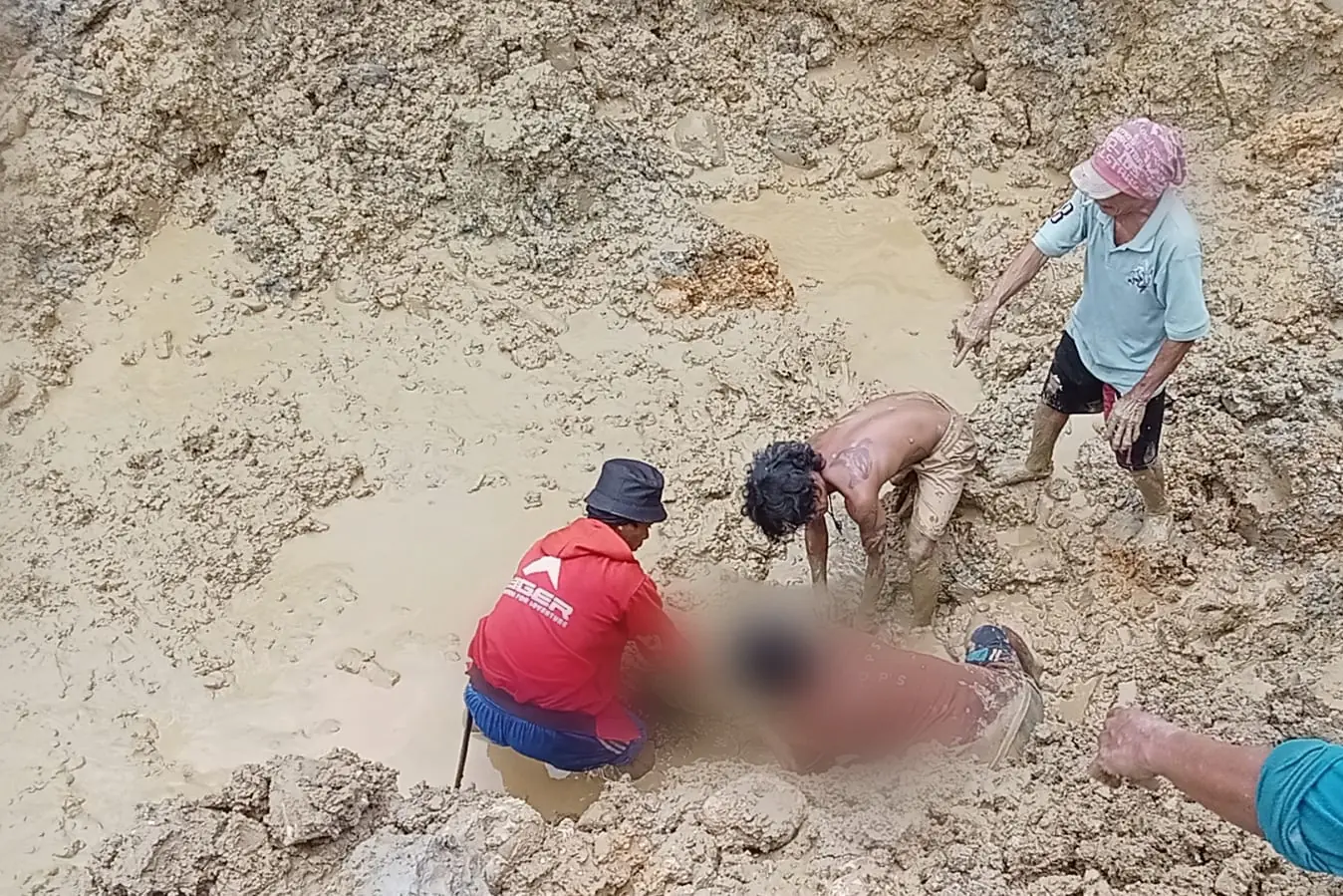 Desa Lobu Tambang Moutong