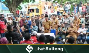 Gubernur Sulteng